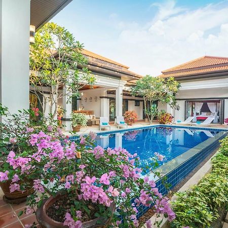 Jewels Villas Phuket Surin Beach  Exteriör bild