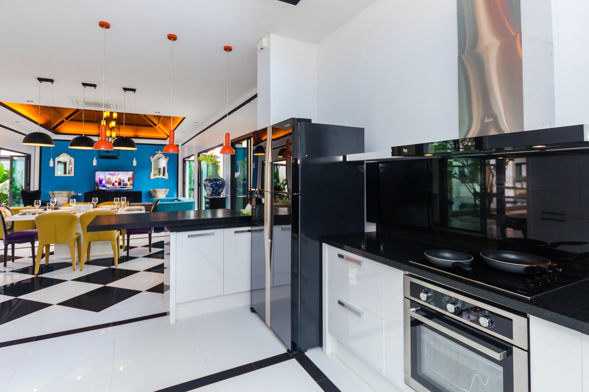Jewels Villas Phuket Surin Beach  Exteriör bild