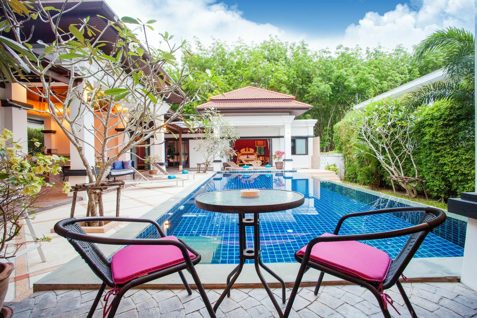 Jewels Villas Phuket Surin Beach  Exteriör bild