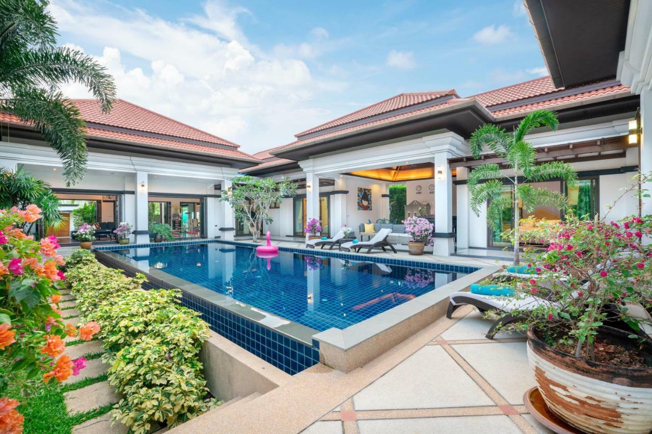 Jewels Villas Phuket Surin Beach  Exteriör bild