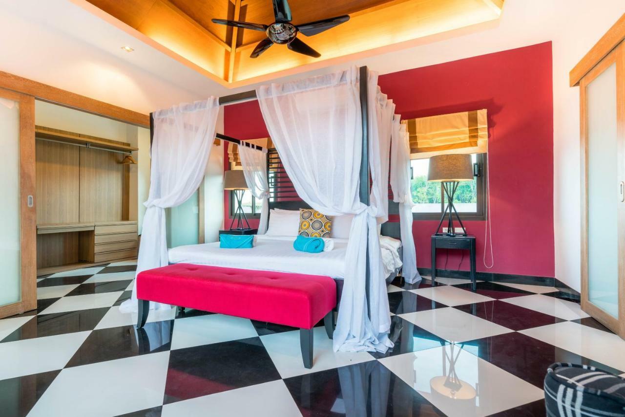 Jewels Villas Phuket Surin Beach  Exteriör bild