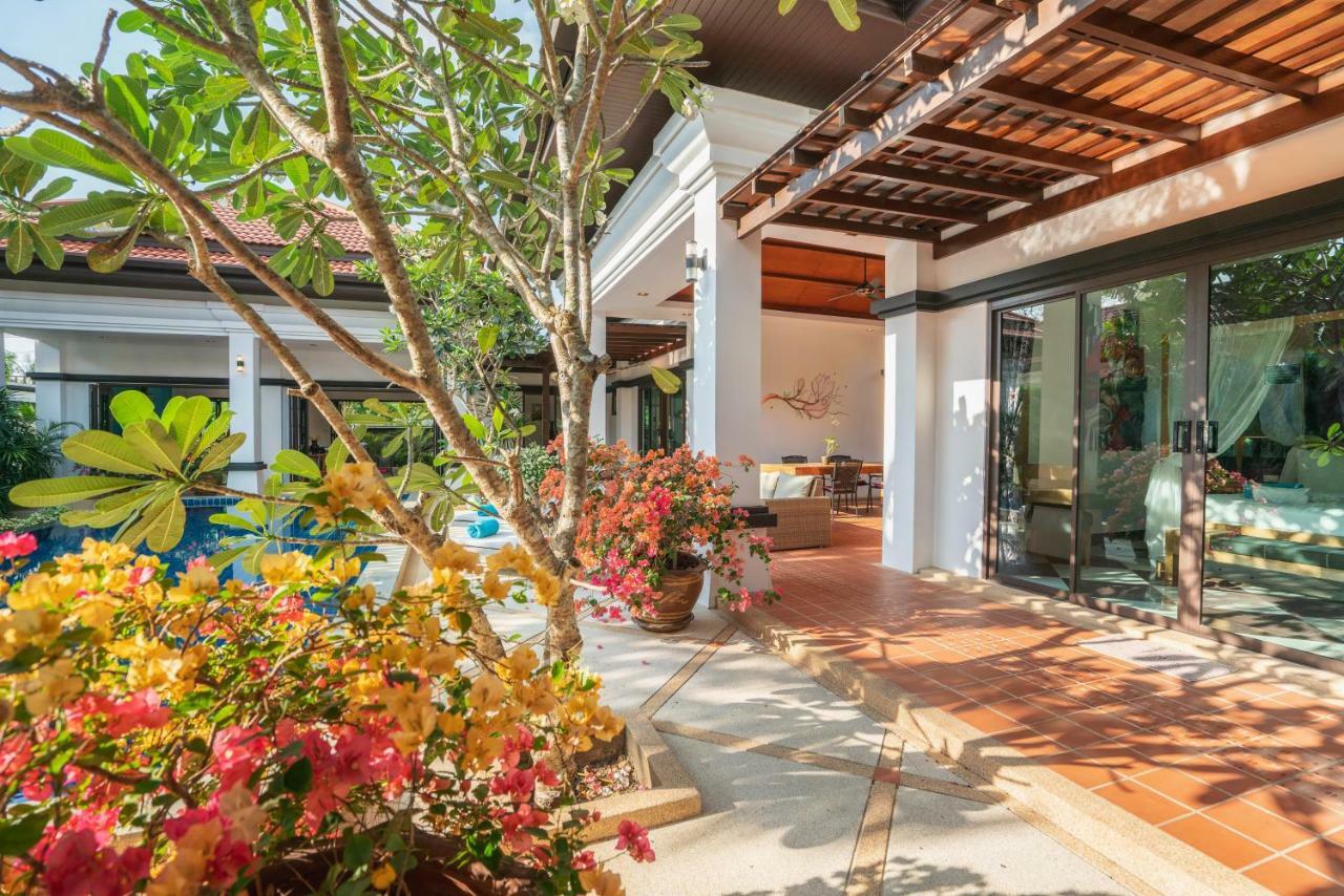 Jewels Villas Phuket Surin Beach  Exteriör bild